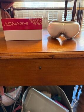ASNAGHI Eye Massager in White - NIB